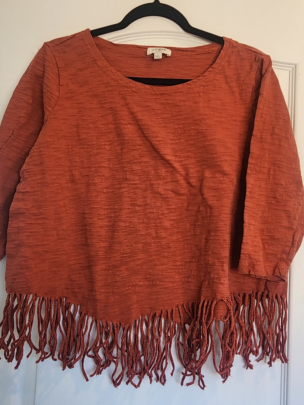 Umgee Rust Fringe Hem Knit Top L Euc